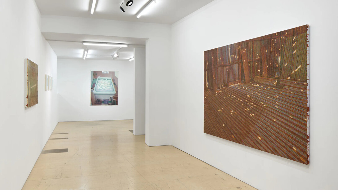 Various artists, The flesh of space, exhibition view. Courtesy of The Sunday Painter