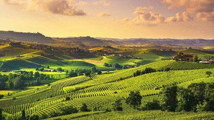 Langhe. Un angolo di mondo dall’immobile meraviglia, narrato da Beppe Fenoglio