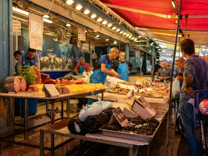 A marketplace selling several types of fish, symbolizing the lifeblood of islands like Tawi-Tawi