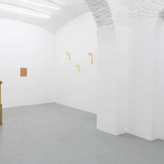 Maja Escher, Misurazione del sole, vista della mostra. Cortesia di Monitor