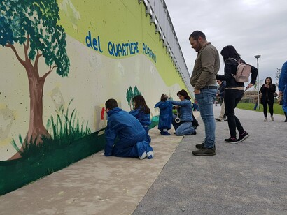 Street Art con alunni al quartiere Adriano