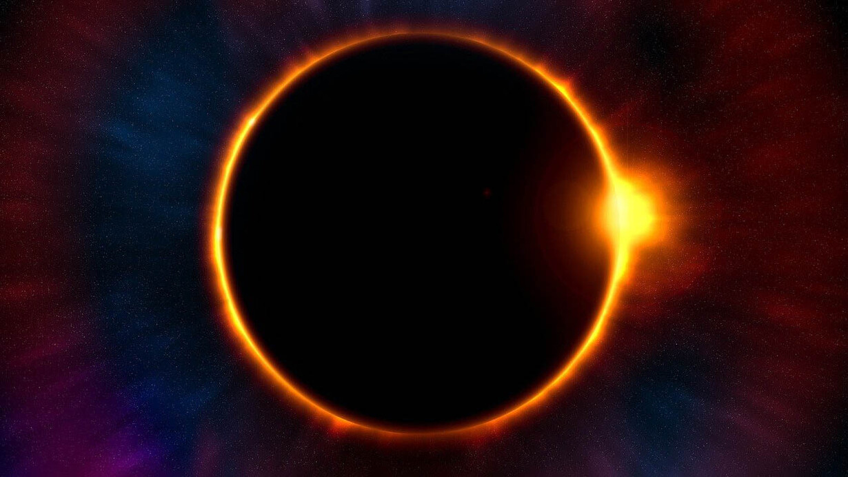 Luce del Sole in ombra. Questo intervallo di frequenza coincide con il centro della regione spettrale della radiazione elettromagnetica emessa dal Sole che riesce ad arrivare al suolo attraverso l'atmosfera. Ecco, era così semplice!