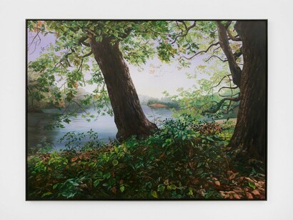 Hannah Brown, Hollow Pond 1, 2022-23. Oil on linen, 59 x 78 3/4 in. (149.9 x 200 cm). Courtesy of the artist and James Cohan Gallery