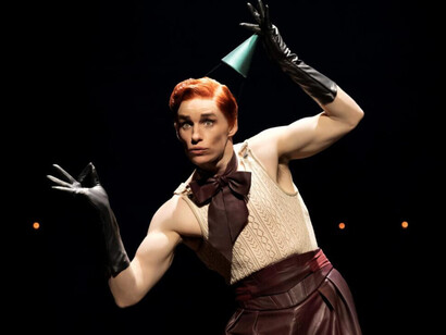Eddie Redmayne as the Emcee in the 2024 Broadway revival of “Cabaret” Photo by © Marc Brenner