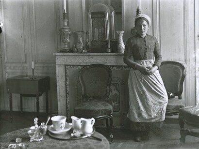 Maid, Rodney Street. Courtesy of Museum of Liverpool