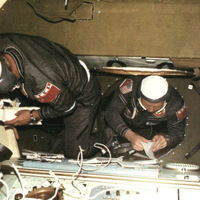 From Ballooning to the Berlin Airlift. Courtesy of German Museum of Technology