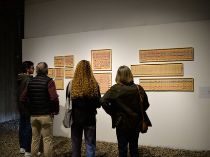 Elena Hoyos, Mikado, vista  de exhibición. Cortesía de Espacio El Dorado