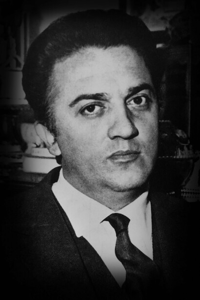 Federico Fellini in un'immagine tratta dall'edizione del febbraio 1966 della rivista cinematografica "Kinema Junpo"