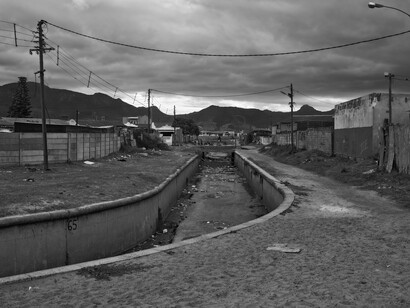 John Riddy, Peninsula (Retreat 1) 2015, Archival pigment print, 18 x 23 cm, Edition 1/5+1 ap, Courtesy the artist and Frith Street Gallery, London
