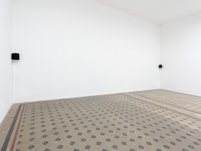 L’orecchio di Dionisio, Installation view at Galleria Raffaella Cortese, via A. Stradella 4, Milan, 2020
work: Marcello Maloberti, Cicerone, 2018, sound installation, 19’ 34’’
Ph. Lorenzo Palmieri