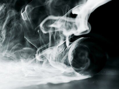 Sfera evanescente. Ogni effetto ha la sua causa, ogni causa il suo effetto; tutto avviene in conformità di una legge, il caso è il nome dato ad una legge che non si conosce