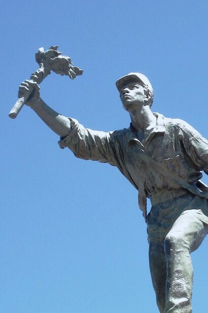 Estatua de Juan Santamaría, en Alajuela