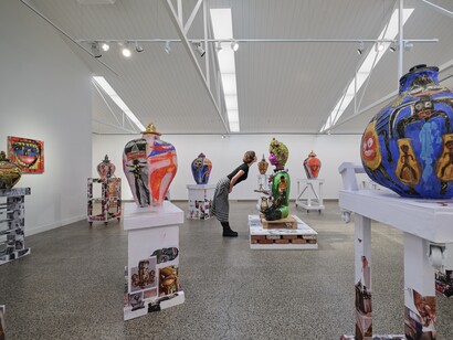 Ramesh Mario Nithiyendran, Liquid vessels, exhibition view. Courtesy of Sullivan+Strumpf 