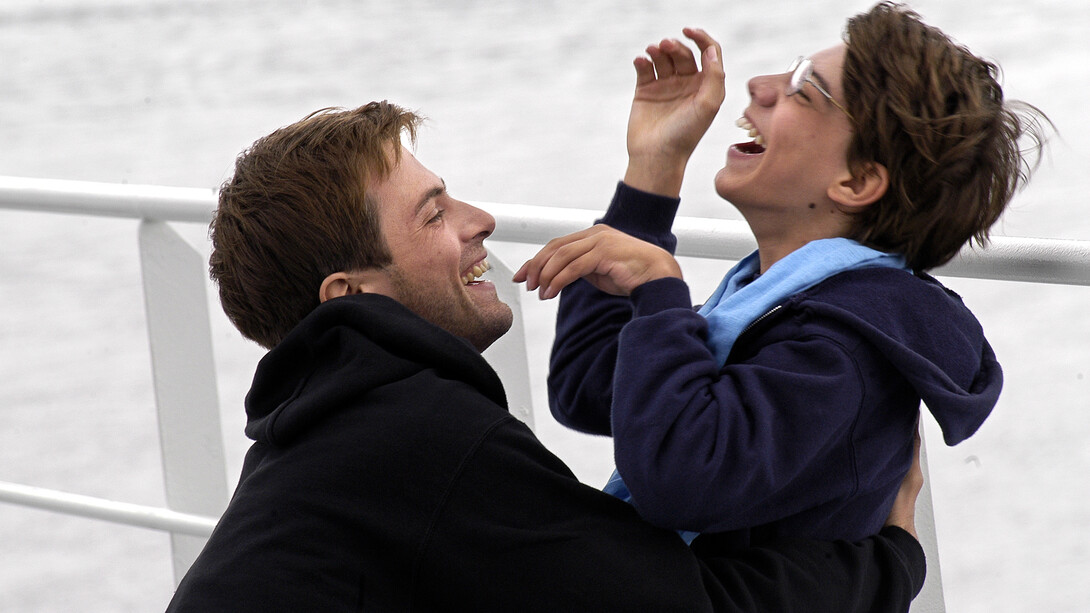 Andrea Rossi e Kim Rossi Stewart in una scena del film "Le chiavi di casa", di Gianni Amelio