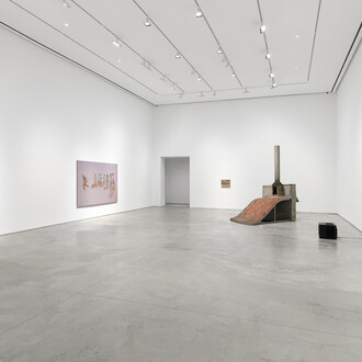 Esteban Jefferson, Brooklyn banks, exhibition view. Courtesy of 303 Gallery