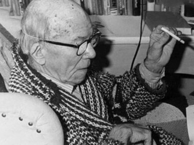 Gerald Brenan, escribió unos cincuenta libros, la mayoría de ellos de viajes