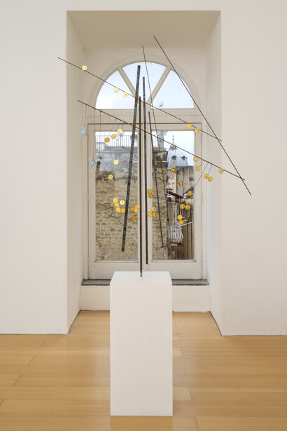 Uri Aran, Untitled (I love you), exhibition view. Courtesy of Museo Madre