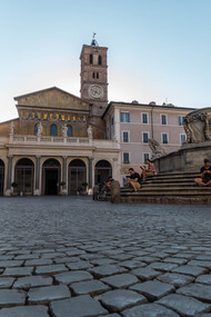 La chiesa e la piazza di Santa Maria in Trastevere, foto Claudio Bernardini