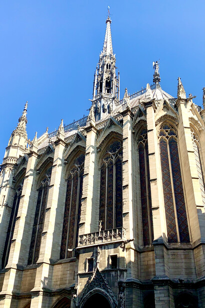 Exterior de la Santa Capilla, también denominada capilla real de la Île de la Cité, templo gótico situado en el centro de la ciudad de París, Francia