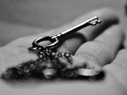 Nossas recordações têm a chave do tempo