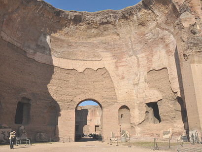 Terme di Caracalla, Roma, Italia. Esplorando le Terme di Caracalla: Dai spogliatoi alle saune, scopri ogni dettaglio