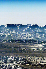 Southeast Tibetan plateau surrounded by the Himalayas. Photo: NASA 