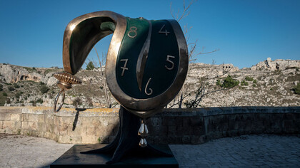 Salvador Dalí, La danza del tempo, Matera