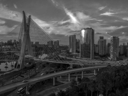Los cinco ejes direccionales del giro latinoamericano deben encaminar hacia un sistema político inspirado en los principios de democracia social