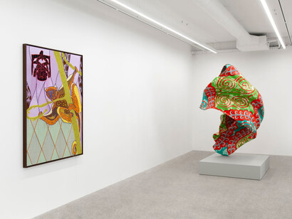 Yinka Shonibare, The wind, the Earth and the fire, vue de l’exposition. Avec l’aimable autorisation de la galerie Kamel Mennour