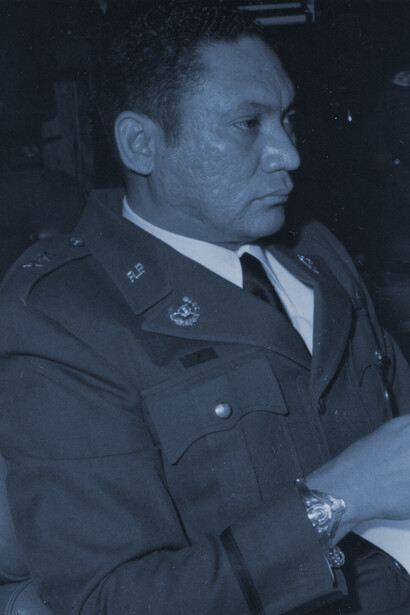 Die letzten militärischen Invasionen der USA zur Absetzung von Regierungen fanden 1983 auf Grenada und 1989 in Panama statt. In Panama wurde der Diktator Manuel Noriega wegen Drogenhandels und Beeinträchtigung der US-Interessen im Kanal festgenommen. Bild: Manuel Noriega (1934-2017) um 1973