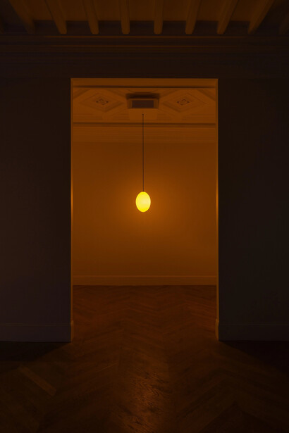 Philippe Parreno, exhibition view. Courtesy of Esther Schipper