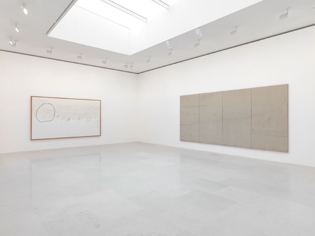Cy Twombly, Exhibition view. Courtesy of Gagosian