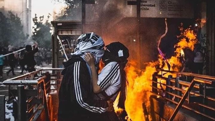 Tutti facciamo parte della stessa guerra, foto Camila Ignacia Garrido Flores