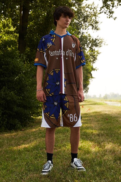 Capsule collection di Thebe Magugu per Pantofola d'Oro