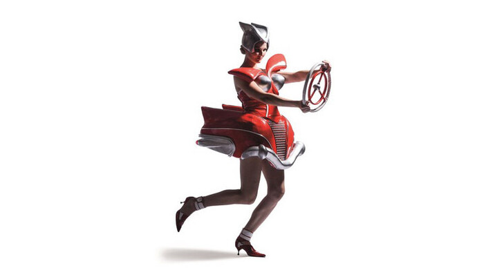 WOW-Fashion! Courtesy of Erarta Museum