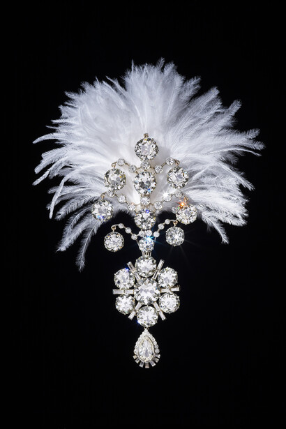 Diamond turban jewel made for the Maharaja of Nawanagar, 1907; remodelled in 1935, India, The Al Thani Collection © Servette Overseas Limited, 2014. Photograph: Prudence Cuming Associates Ltd