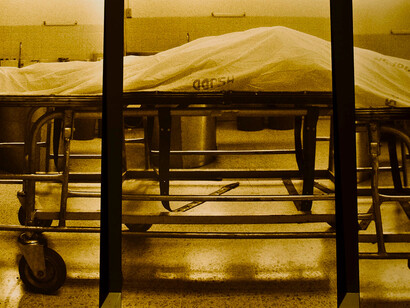 De la Serie «Existencia» (2001-2002),
plata y gelatina / virada al sepia:100 x 150 cm. Imagen cortesía del artista
