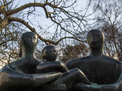 Henry moore, Gruppo familiare, 1946