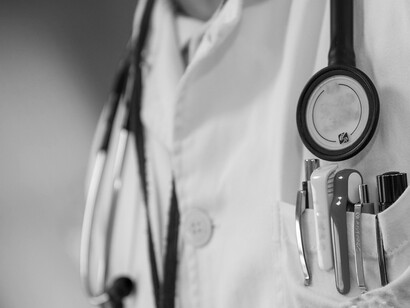 Uno studio evidenzia che i medici di medicina generale riconoscono esplicitamente l’incertezza della medicina generale e le relative conseguenze sia per loro sia per i pazienti