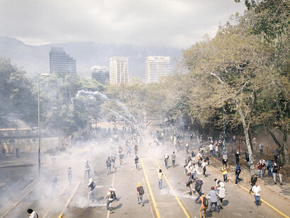 Pietro Paolini, Scontri tra i movimenti studenteschi di opposizione e la guardia nazionale. Caracas, Marzo 2014