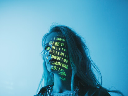 La Inteligencia Artificial debería ser una aliada, una herramienta, más no un reemplazo, ni mucho menos, una enemiga
