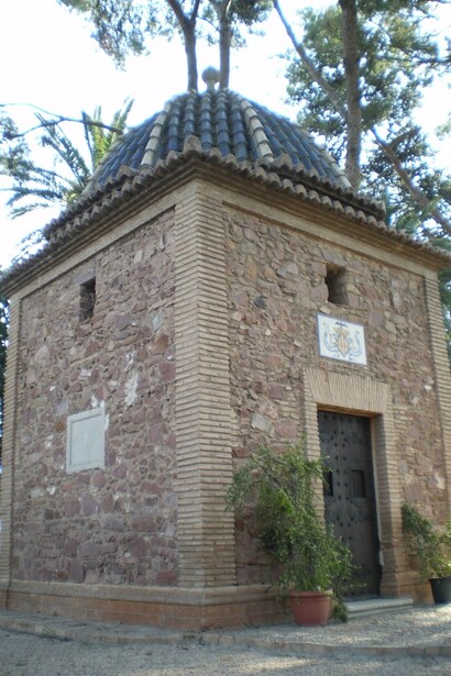 Outside the Chapel of San Jorge del Puig