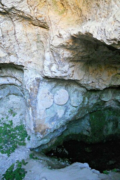 Caves, photo Ana Matkova
