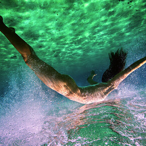 Hugh Arnold, Valiente, Archival c-type metallic print,  40 x 60 in