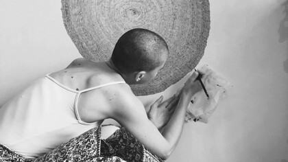 La artista Roberta Boffo en su taller