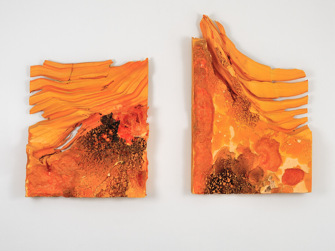 Anita Molinero, Sans titre, 1, 2009, de la série des crouuutes, Polystyrène extrudé, 59 x 70 x 10 cm, Pièce unique, Certificat d'authenticité, Photo © Rebecca Fanuele, N° Inv. AM/09/014 & Sans titre, 2, 2009, de la série des crouuutes, Polystyrène extrudé, 90 x 59 x 12 cm, Pièce unique, Certificat d'authenticité, Photo © Rebecca Fanuele