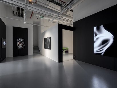 Installation view of ID.exe / the human patch, solo exhibition by Ecem Dilan Köse, Art On Istanbul, 2025. Photo © Kayhan Kaygusuz, courtesy of the artist and Art On Istanbul