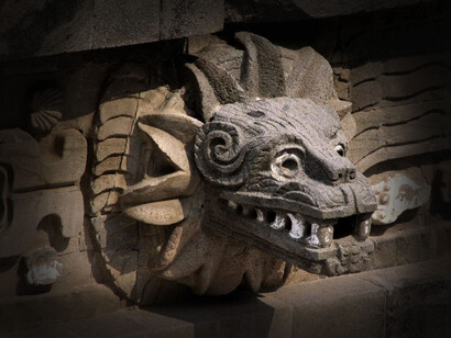 Detalle de la pirámide de la Serpiente Emplumada o Quetzalcóatl, Ciudad prehispánica de Teotihuacán