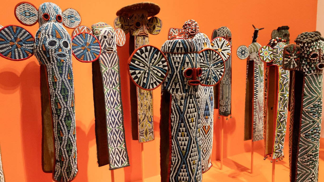 Plusieurs artistes, Entre la tête et la terre, vue de l'exposition. Courtoisie de la Pinacoteca