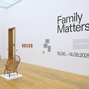 Various artists, Family matters, exhibition view. Courtesy of Museum der bildenden Künste Leipzig